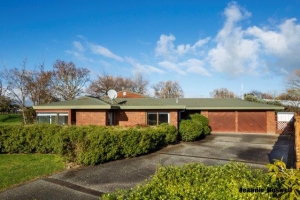 37 Chippendale Crescent-1
