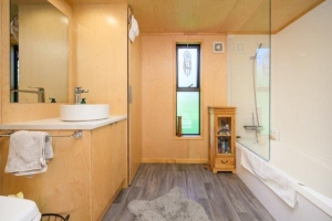 914 Napier Road-12