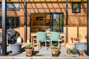 914 Napier Road-17