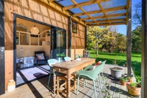 914 Napier Road-26